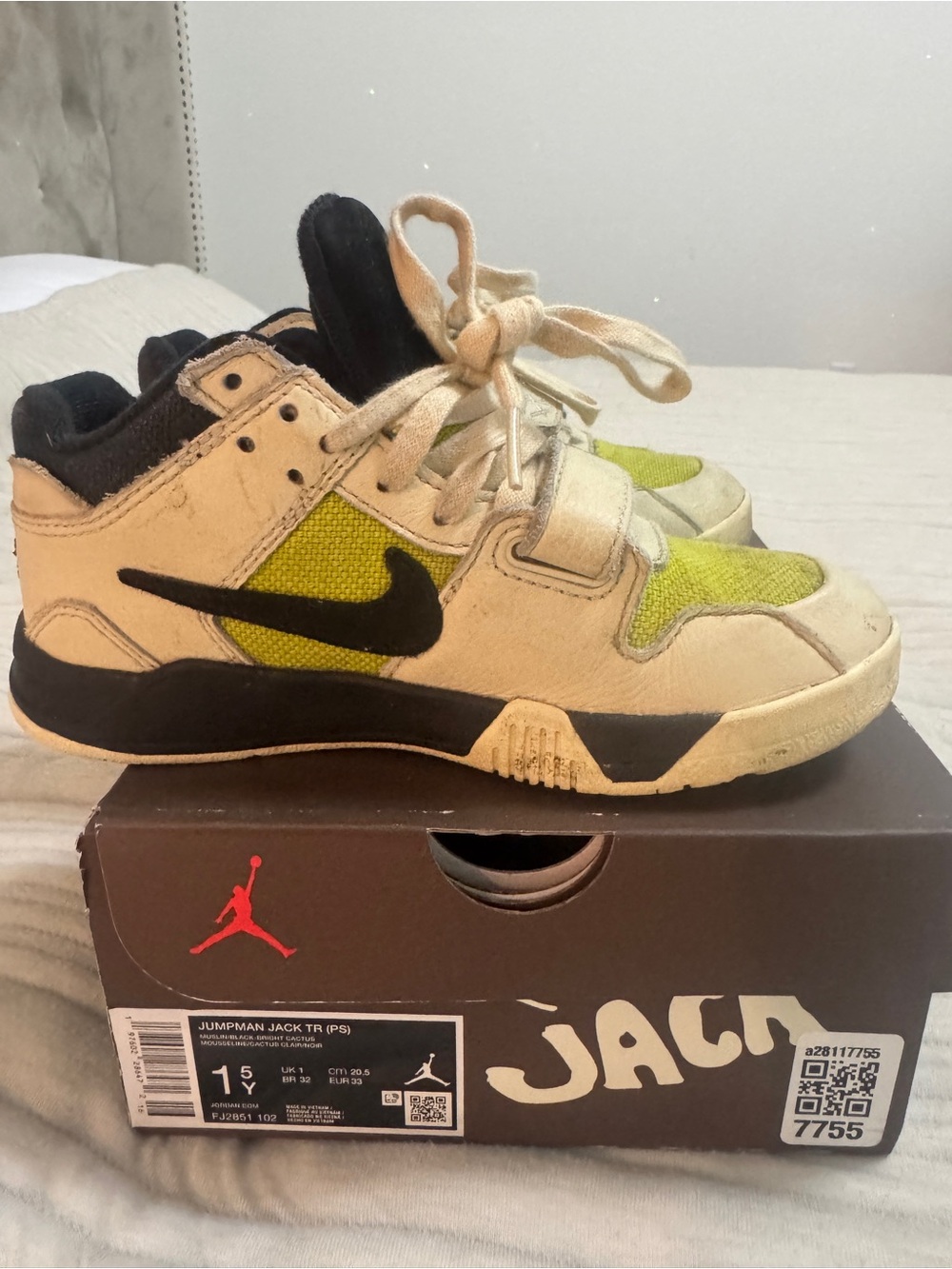 Travis Scott Nike Kids Beige and Lime Green Jumpman Sneakers